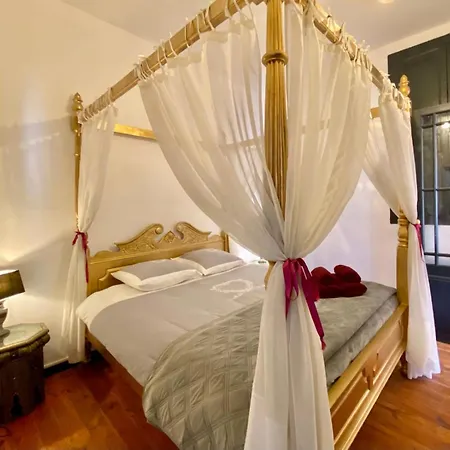La Maison Des Templiers ~ Ostal Medieval ~ Logis Enchantes Apartament *