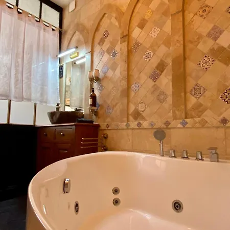 Apartament La Maison Des Templiers ~ Ostal Medieval ~ Logis Enchantes Carcassonne