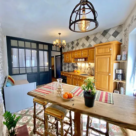 La Maison Des Templiers ~ Ostal Medieval ~ Logis Enchantes * קרקסון