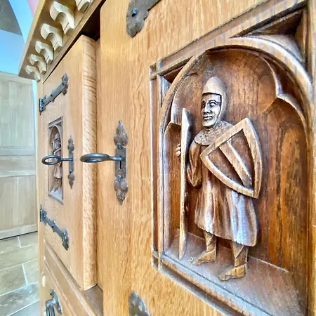 La Maison Des Templiers ~ Ostal Medieval ~ Logis Enchantes Apartament *