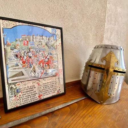La Maison Des Templiers ~ Ostal Medieval ~ Logis Enchantes Apartament *