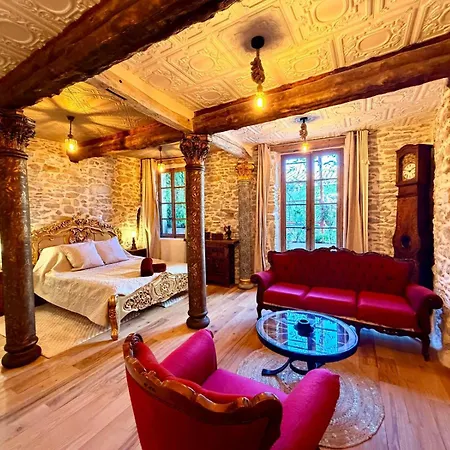 Apartament La Maison Des Templiers ~ Ostal Medieval ~ Logis Enchantes Carcassonne