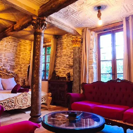 La Maison Des Templiers ~ Ostal Medieval ~ Logis Enchantes *