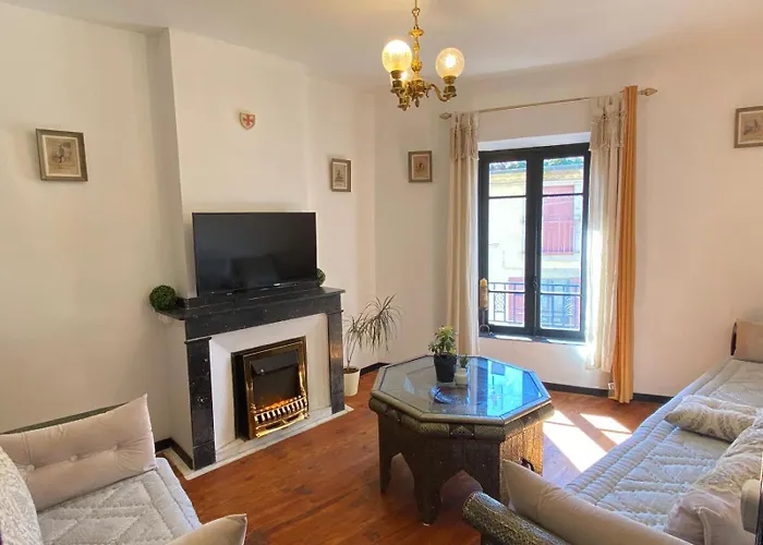 La Maison Des Templiers ~ Ostal Medieval ~ Logis Enchantes *