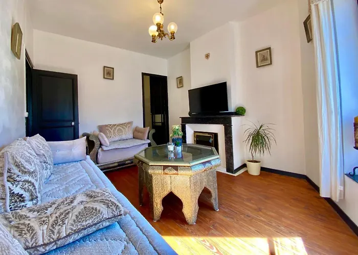 La Maison Des Templiers ~ Ostal Medieval ~ Logis Enchantes * قرقشونه