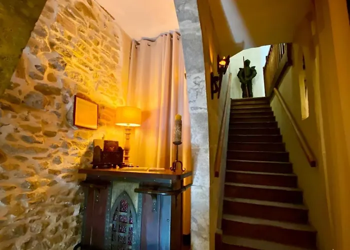 شقة La Maison Des Templiers ~ Ostal Medieval ~ Logis Enchantes قرقشونه