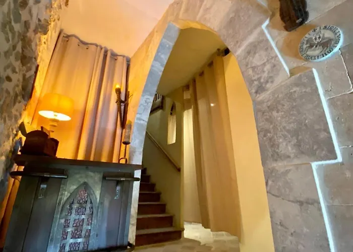 La Maison Des Templiers ~ Ostal Medieval ~ Logis Enchantes شقة